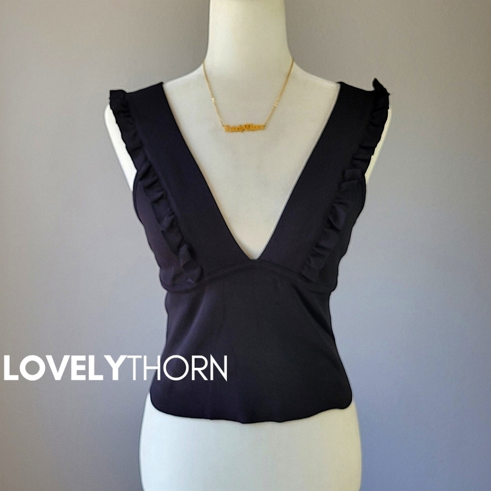 ZARA // black plunge ruffle detail low back crop thick knit sleeveless top